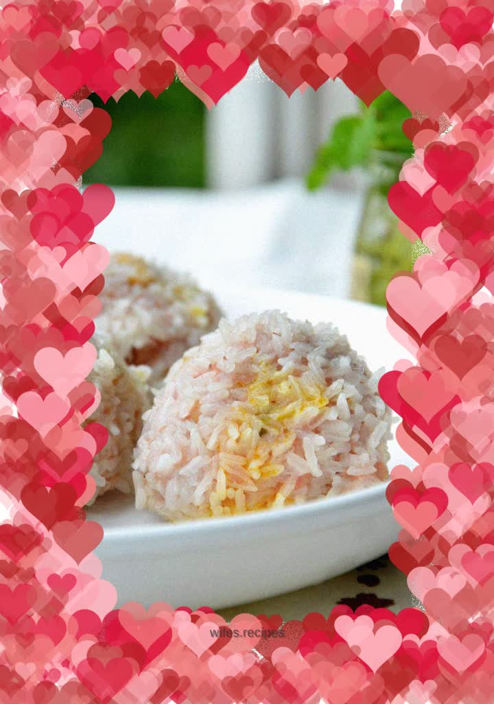 Salted egg yolk pearl meatballs