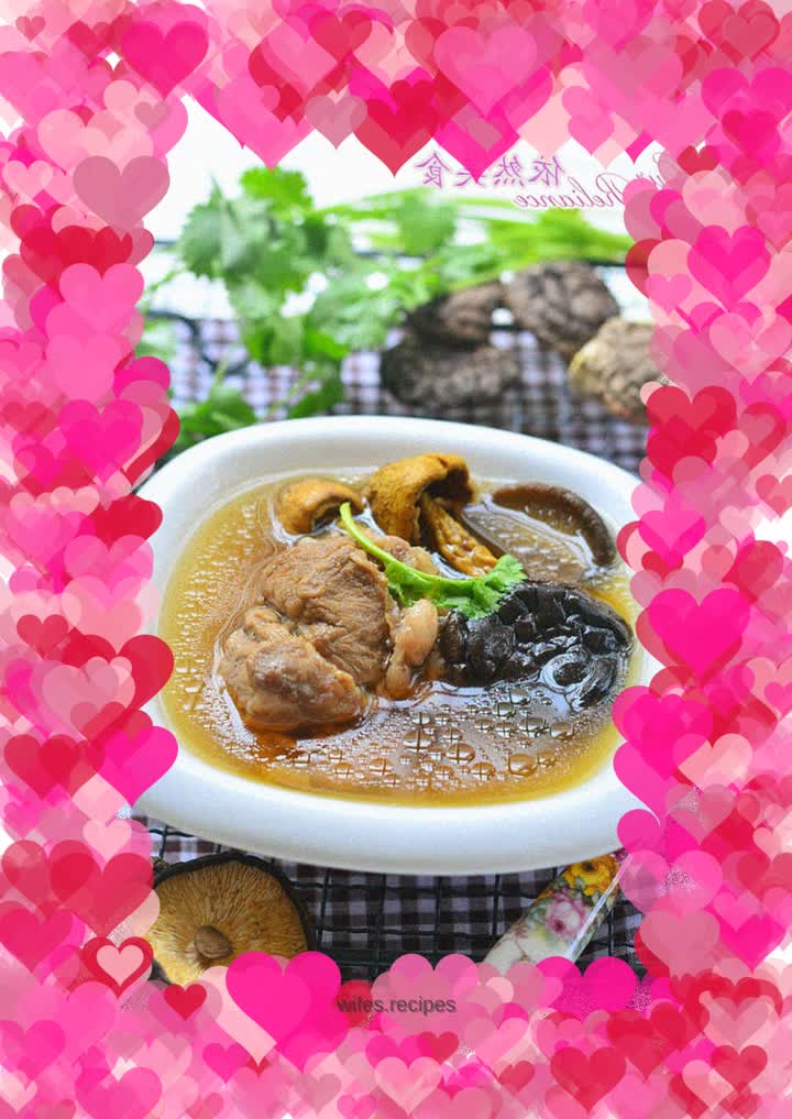 Sweet and delicious 【Two Fungus Soup】