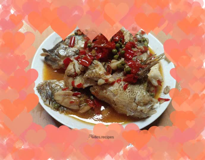 Braised fish with chopped pepper