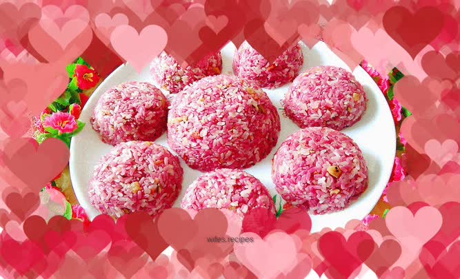 Colorful sticky rice with sausage