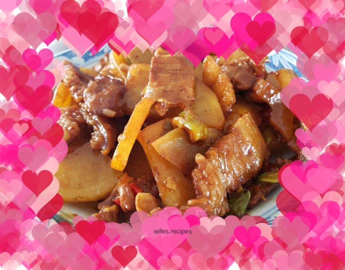 Pork Belly Stewed with Potato Chips