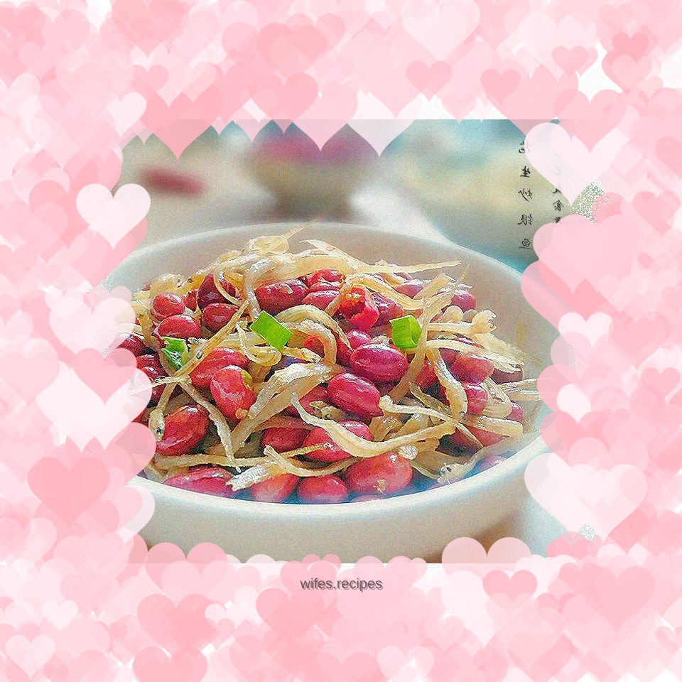 Fried whitebait with peanuts