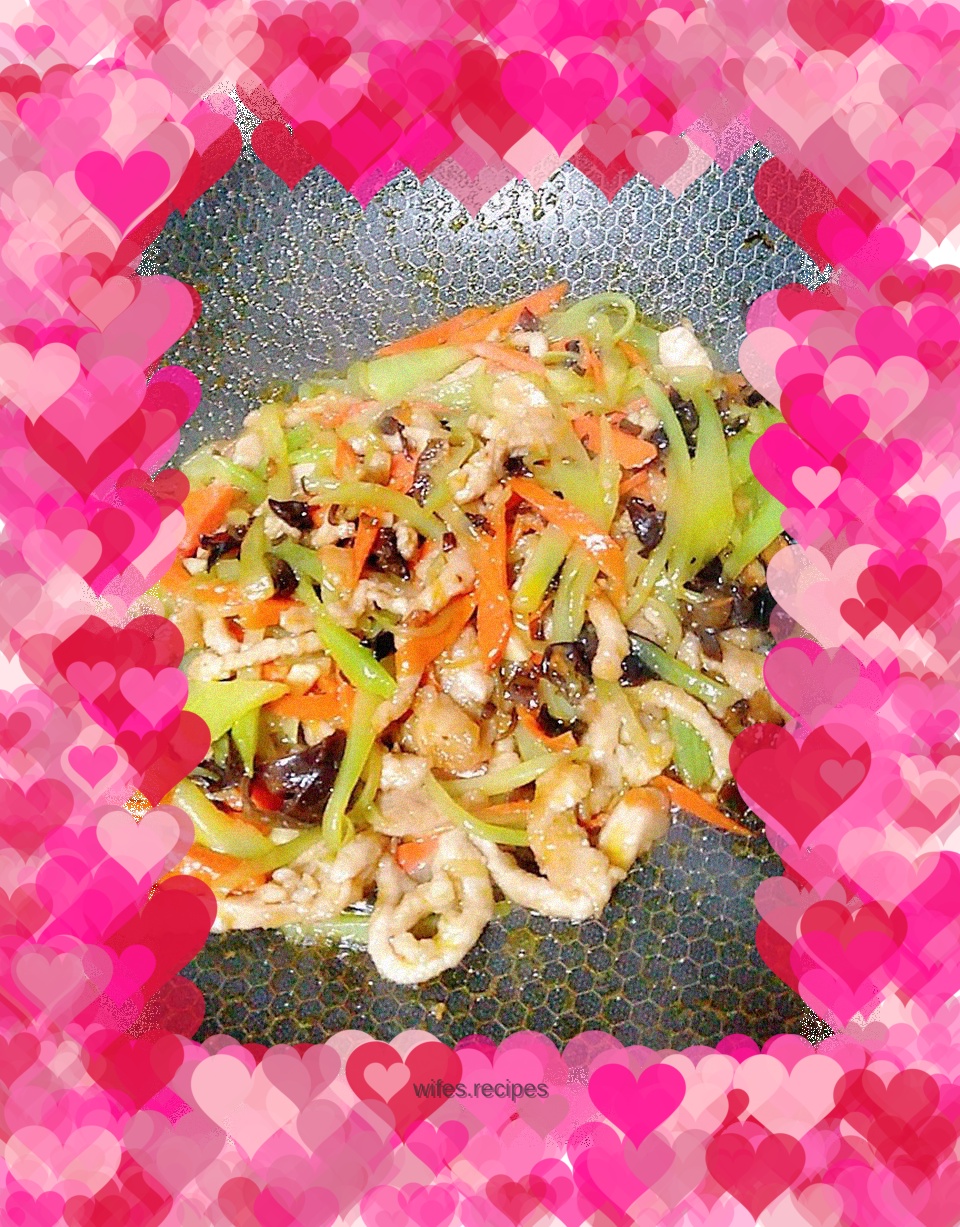 Shredded pork with lettuce