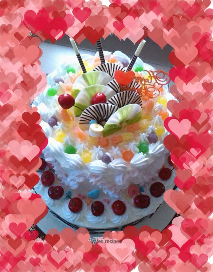 Kiss baby’s birthday cake