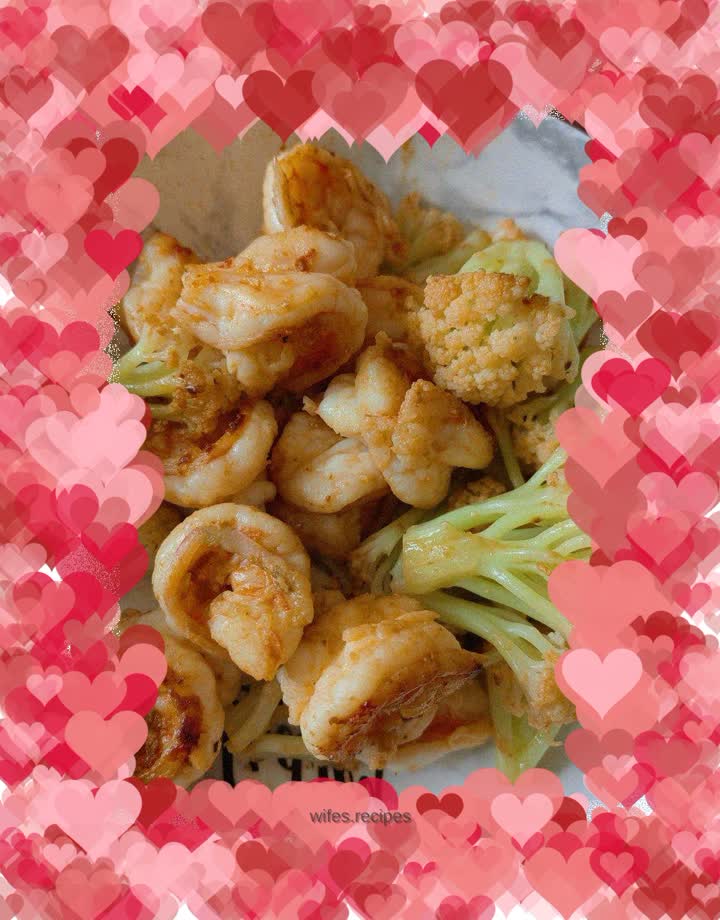 Stir-fried cauliflower with shrimps