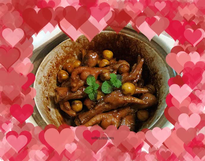 Braised chestnut and chicken feet
