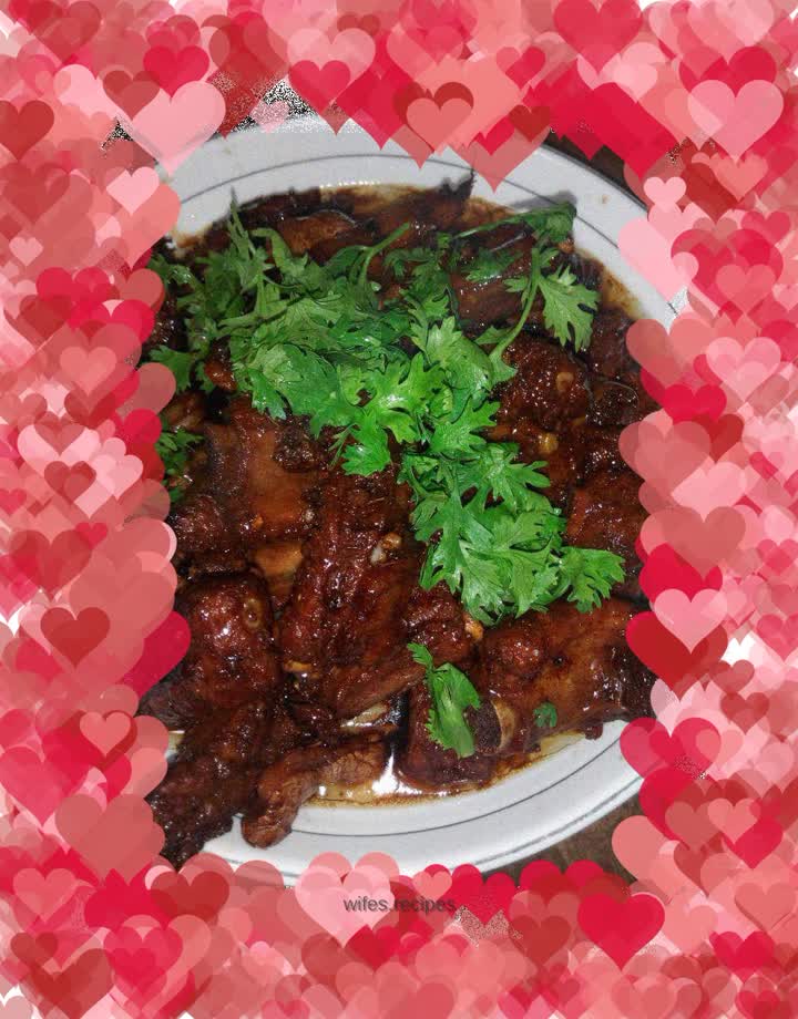 Braised pork ribs