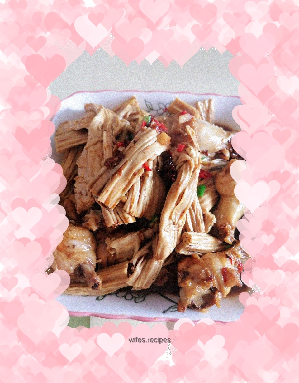 Chicken Legs and Roasted Bean Curd