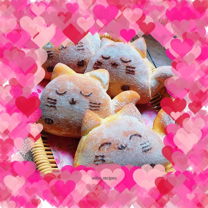 Cat bean paste bread