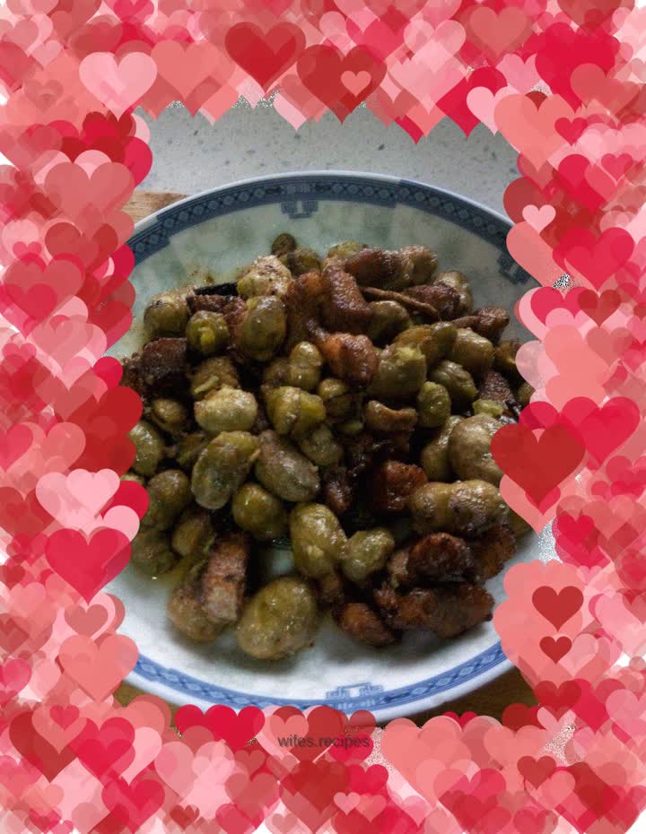 Stir-fried broad beans with meat