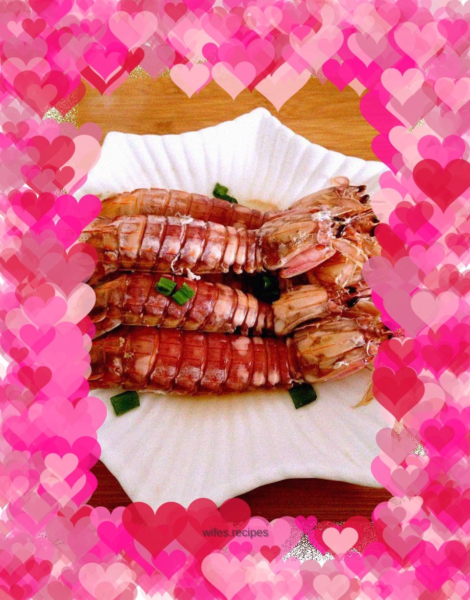 Boiled mantis shrimp