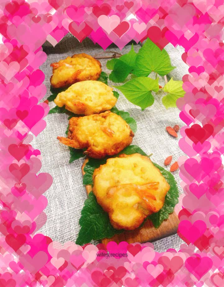 Mashed potato and shrimp cakes