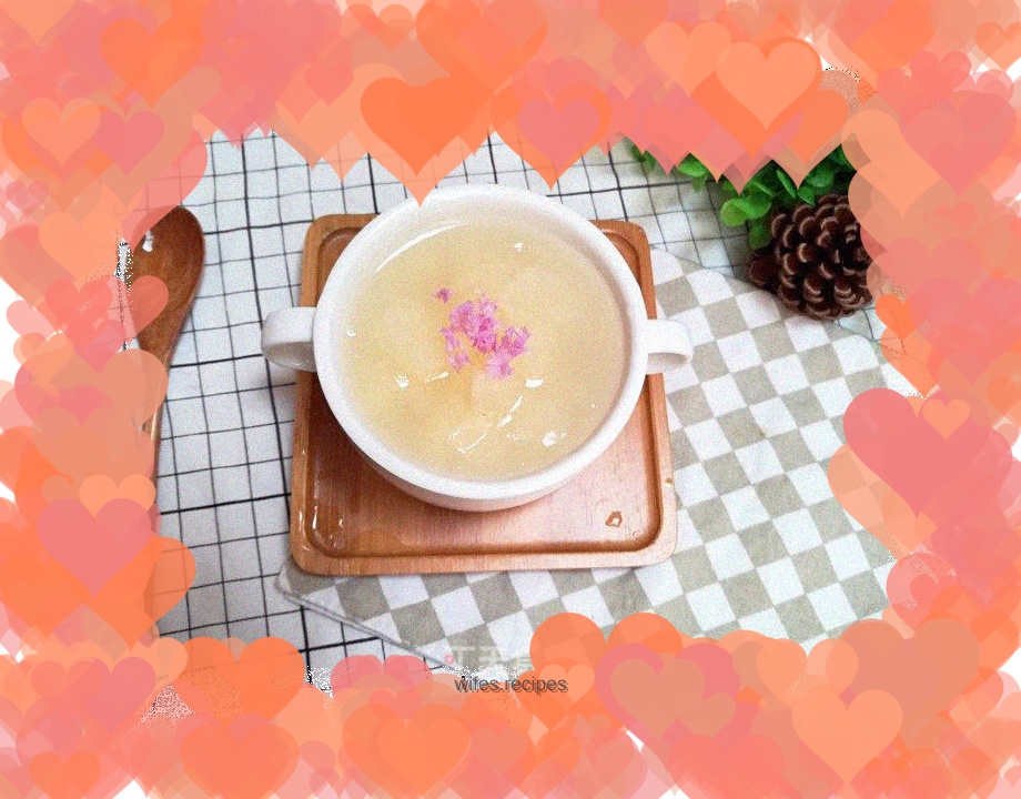Cool fruit soup