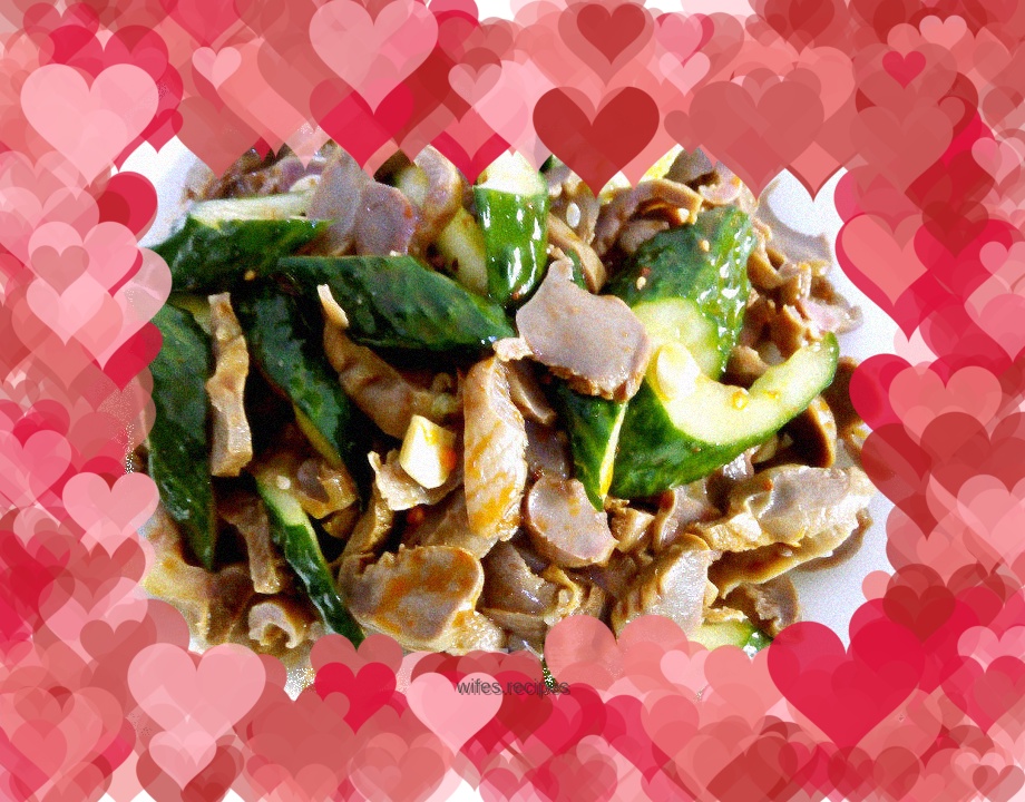 Melon sticks mixed with chicken gizzards