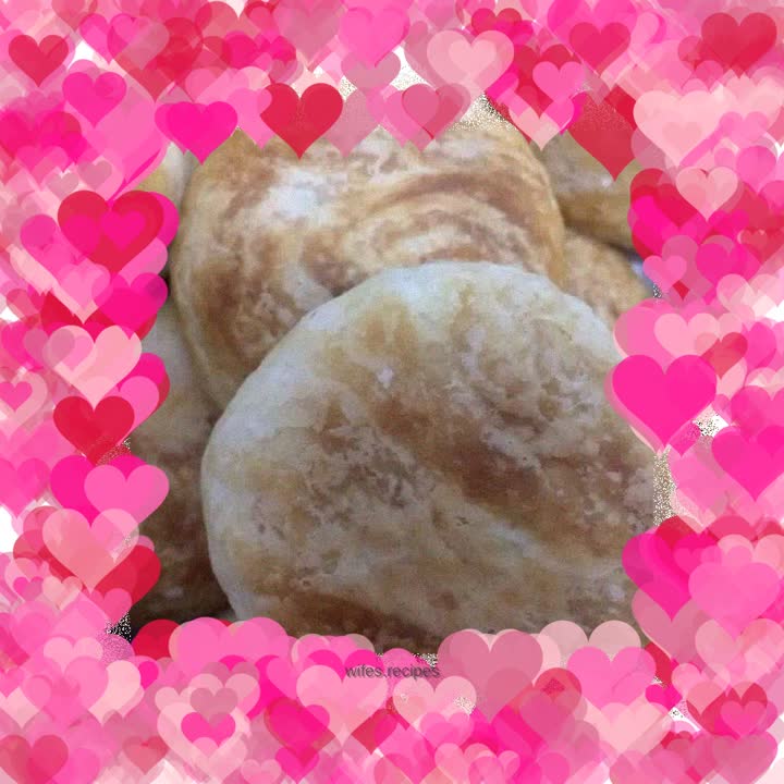 Homemade five-nut mooncakes