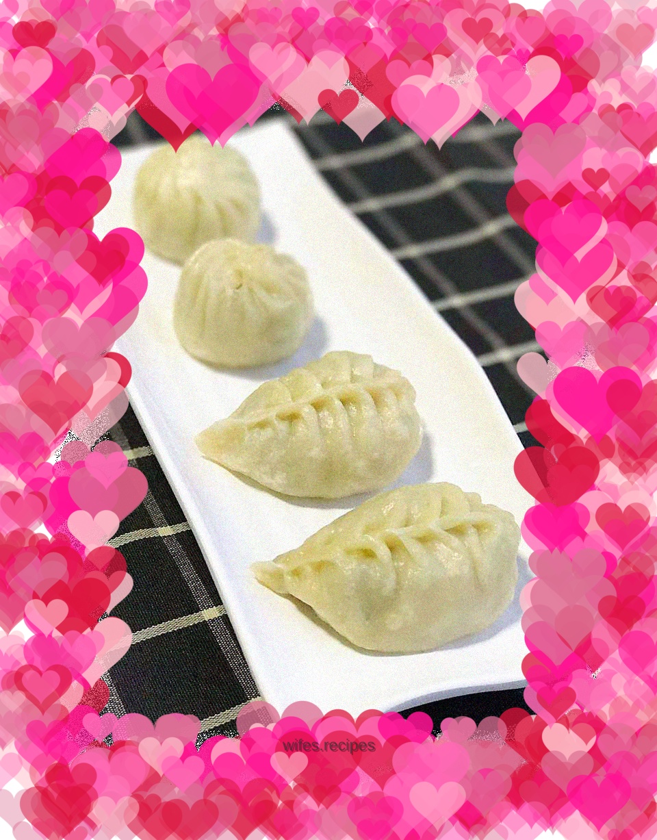 Hot bread with shredded shepherd's purse and radish