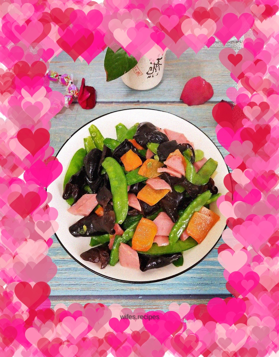 Fried Sausage with Snow Peas