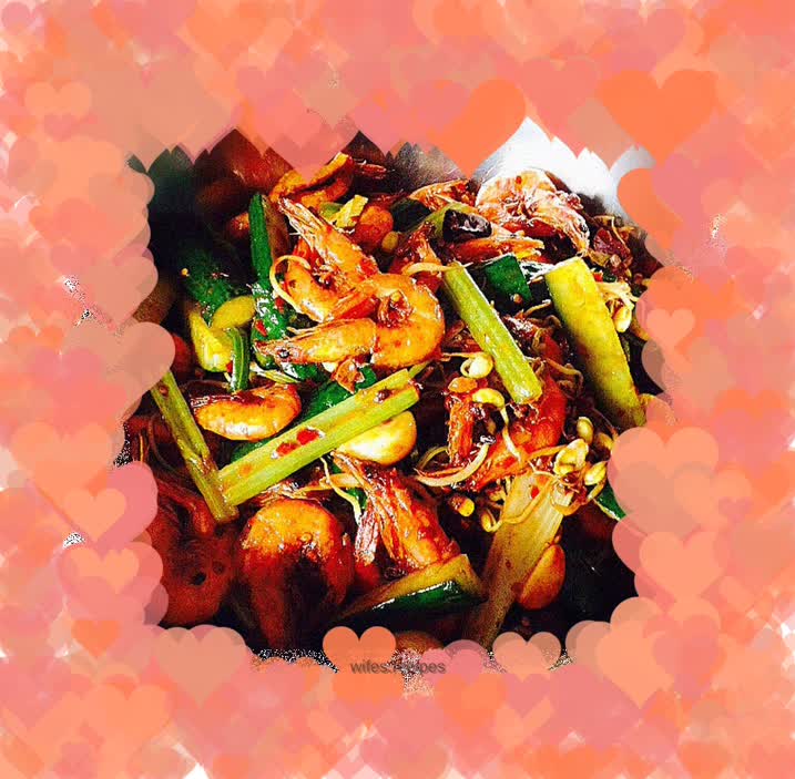 Spicy Hot Pot with Prawns