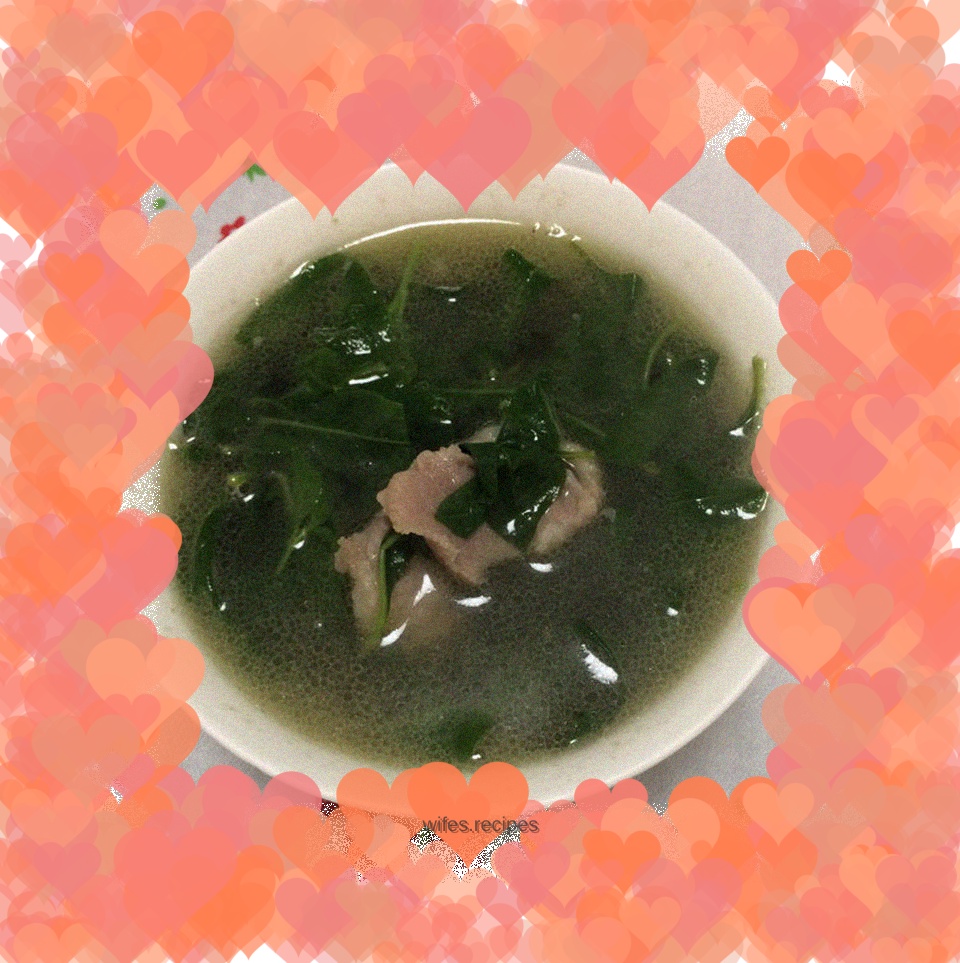 Lean meat and wolfberry leaf soup