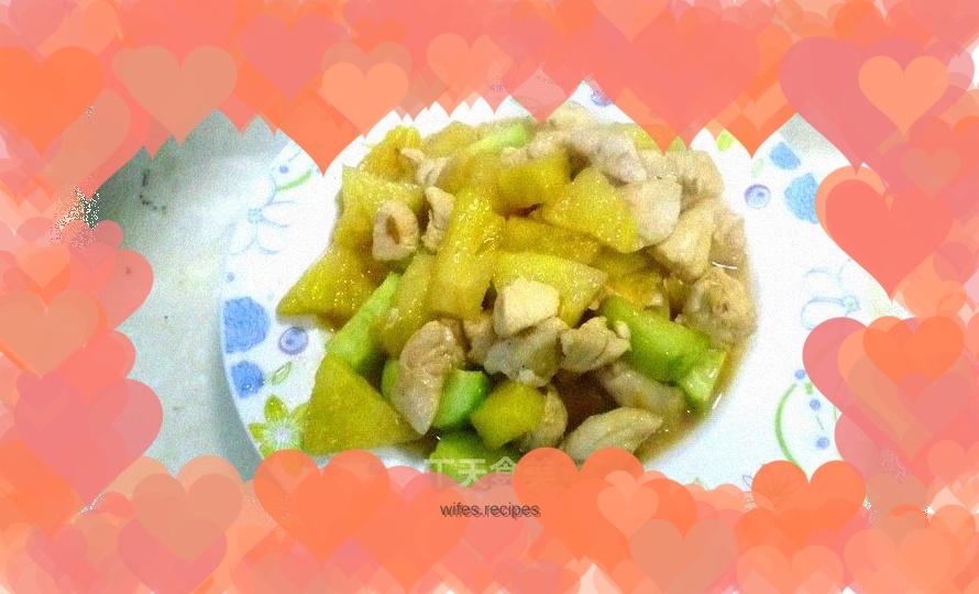 Stir-fried diced chicken with pineapple and cucumber