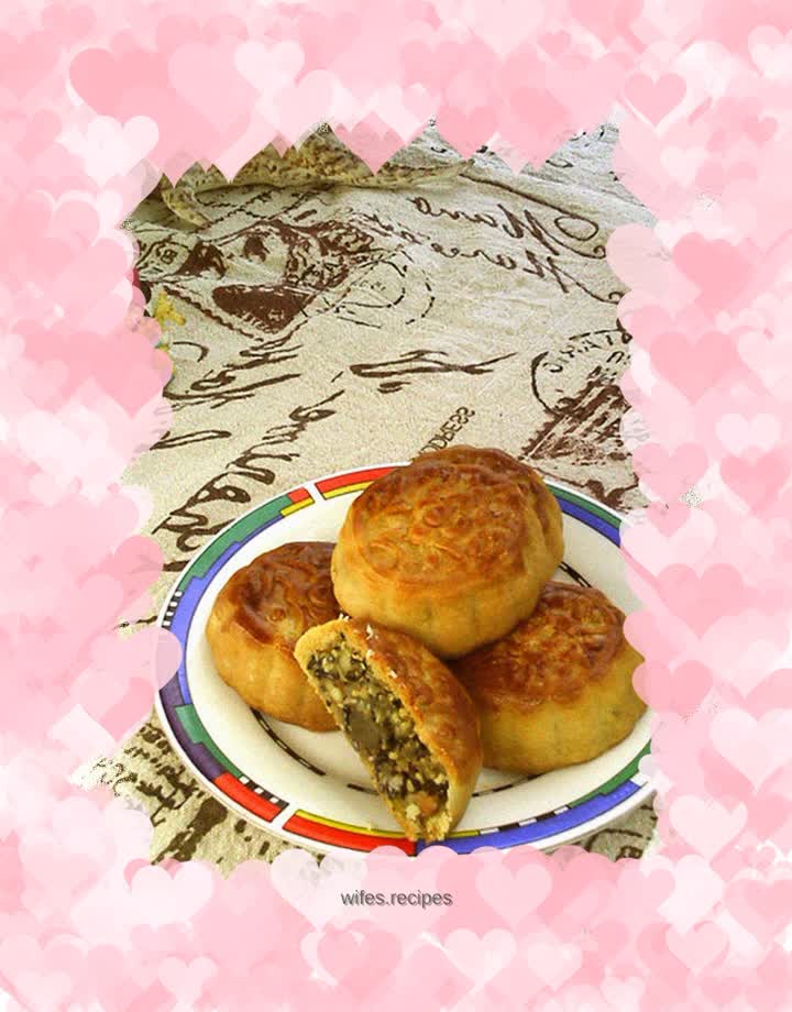 Cantonese style corn and sesame mooncakes