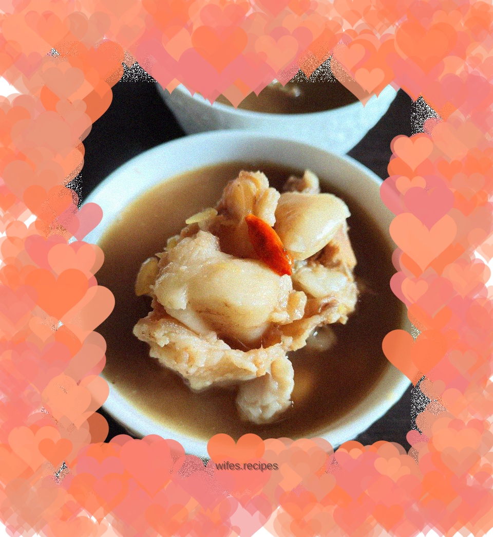 Refreshing and cooling kidney bean stewed with big bones