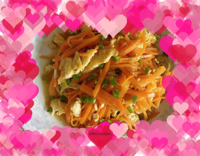 Scrambled eggs with carrots