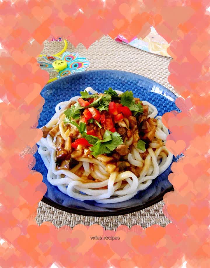 Mushroom meat sauce noodles