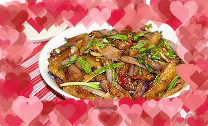 Delicious eggplant with chopped pepper