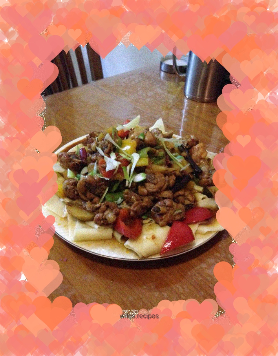 Delicious chicken and belt noodles