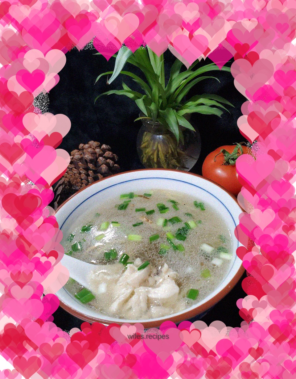 Mushroom and Shredded Chicken Soup