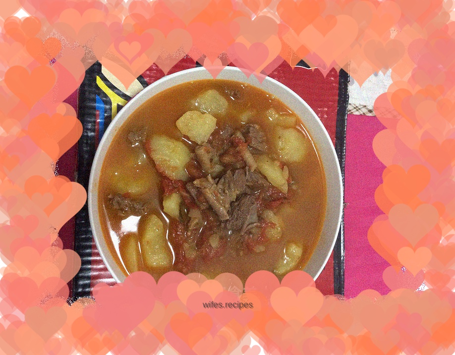Beef Brisket Stewed with Tomatoes and Potatoes