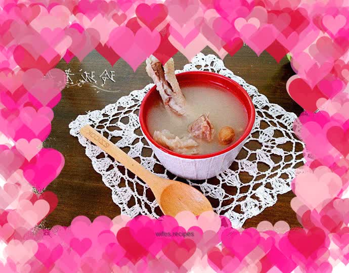 Fig and pear braised pig soup