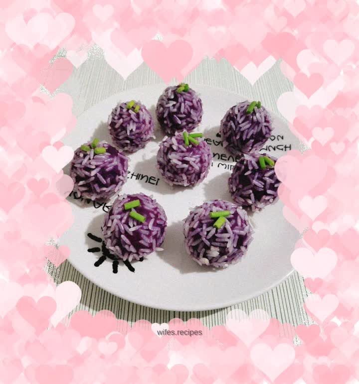 Purple sweet potato glutinous rice balls