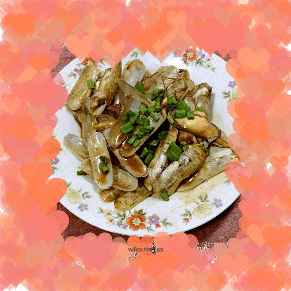 Home-style fried razor clams