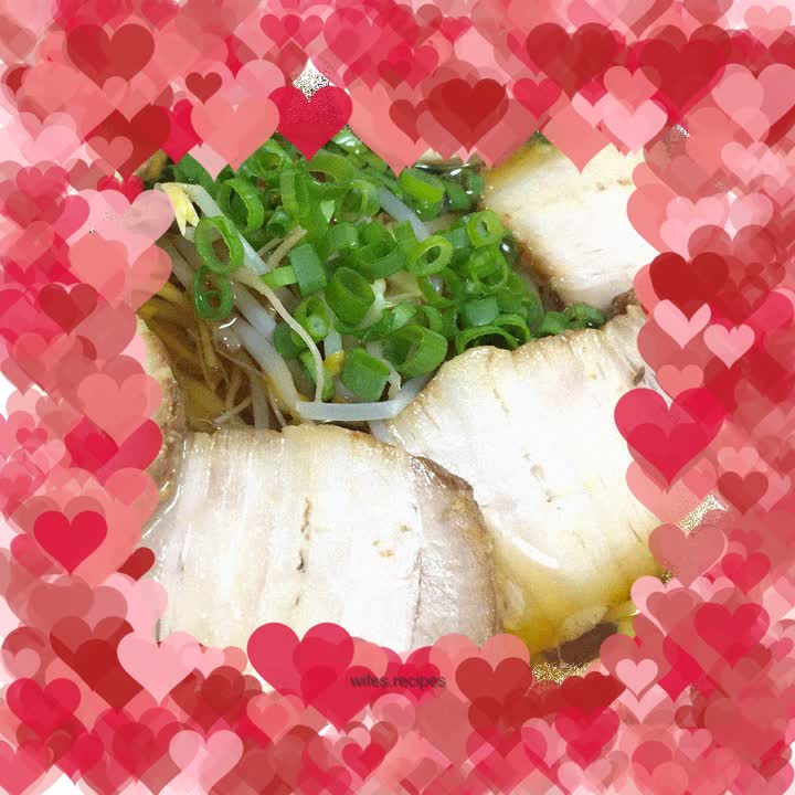 Specialized in ramen, Barbecued Pork Roasted Rice Noodles