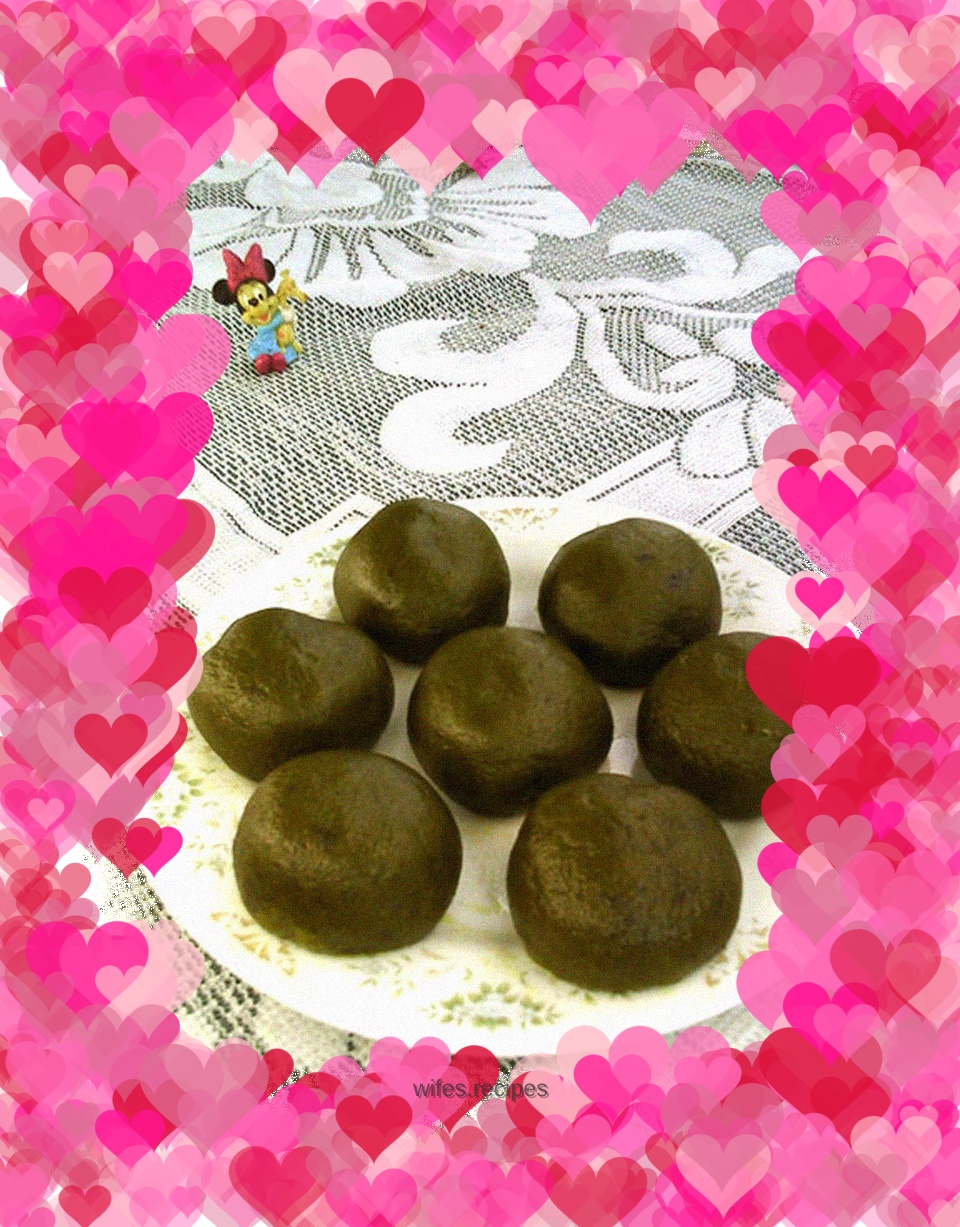 Black sesame green dumpling