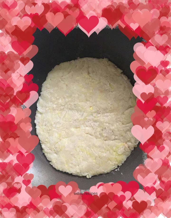 Zucchini, multi-grain and milk-flavored pancakes