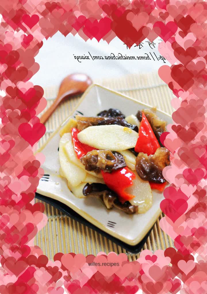 A home-cooked dish for detoxification, beauty and slimming—fried fungus with yam