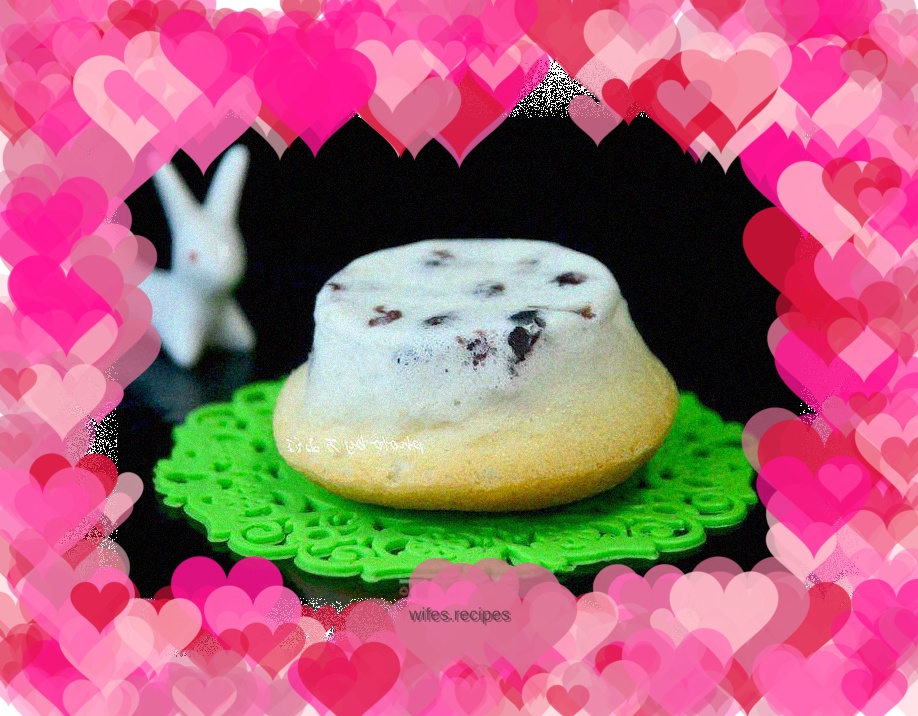 Cranberry Angel Cupcakes