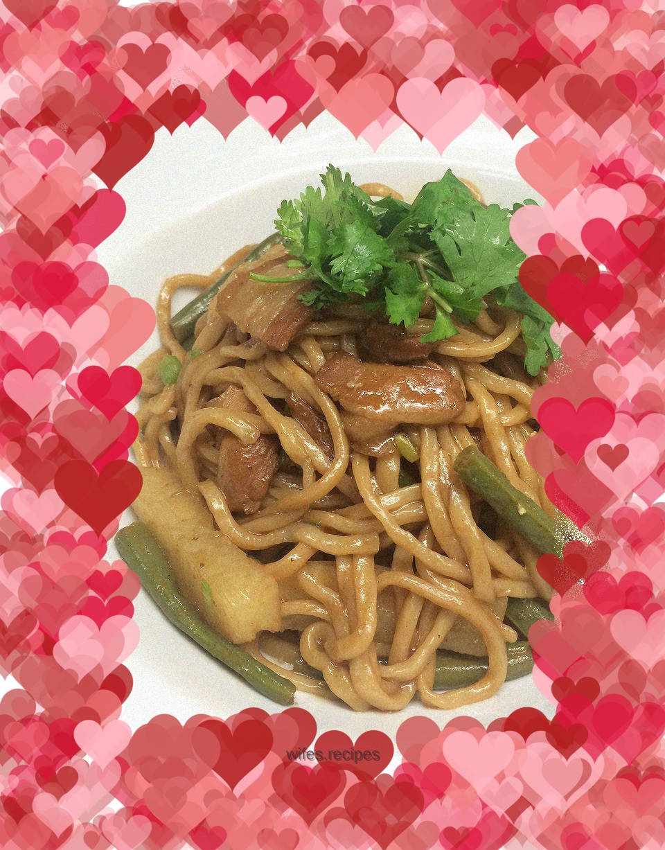 Braised noodles with pork belly, beans and potatoes (braised noodles)