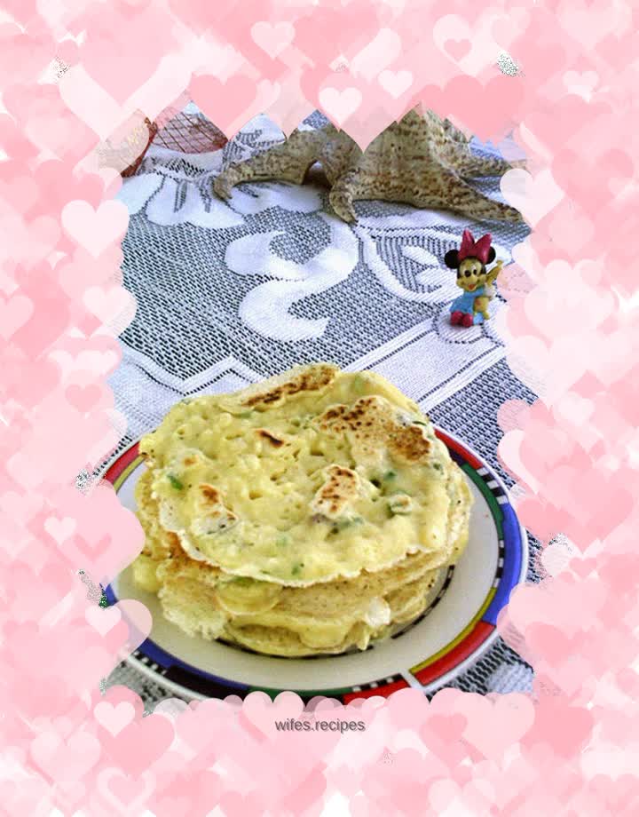 Egg, green onion and bean dregs waffles