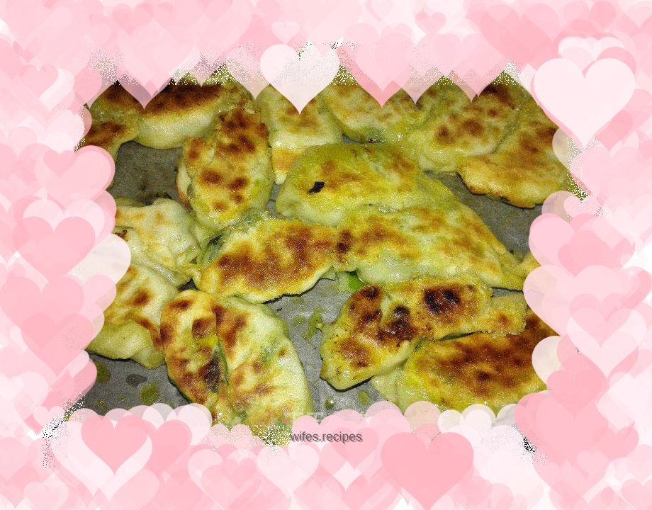 Simple version of leek and egg pot stickers