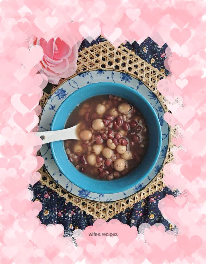Lotus seed and red bean soup