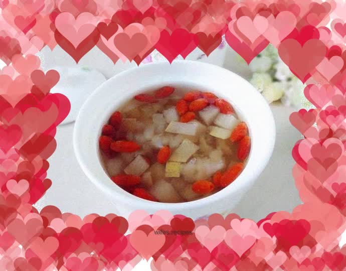 Snow pear and wolfberry stewed snow clam