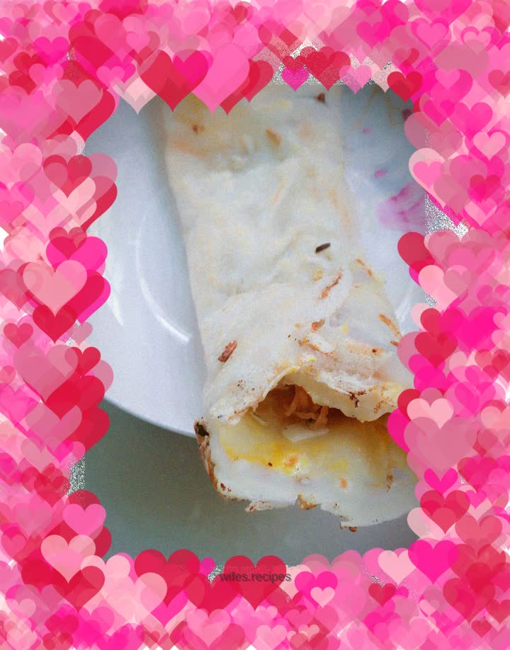 Homemade egg pancake rolls