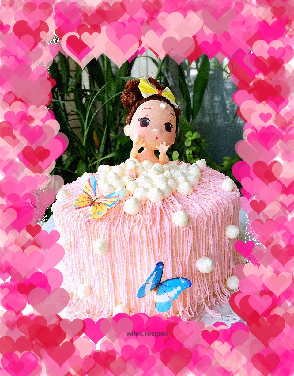 Advanced version of confused doll cake