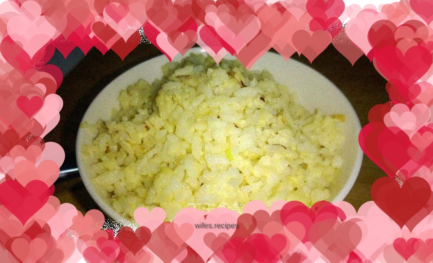 Golden Egg Fried Rice - a gorgeous twist on leftover rice