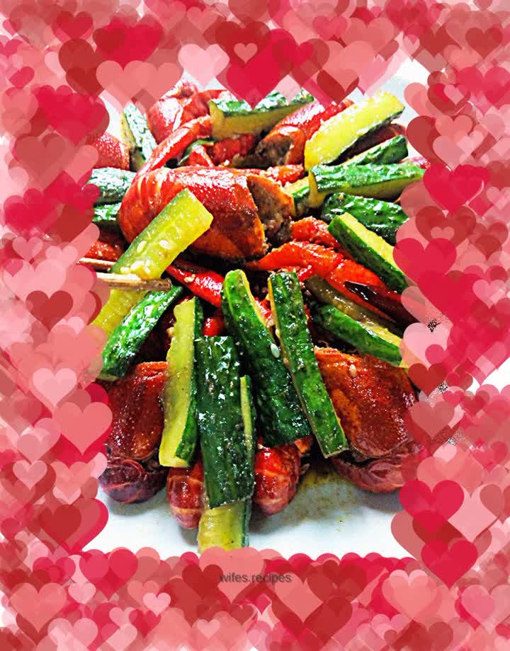 Spicy thirteen-flavor crayfish