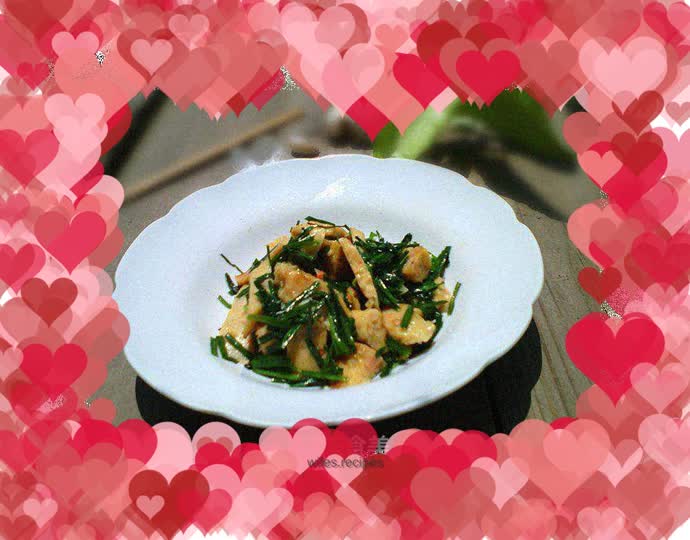 Shrimp rolls with fried leeks